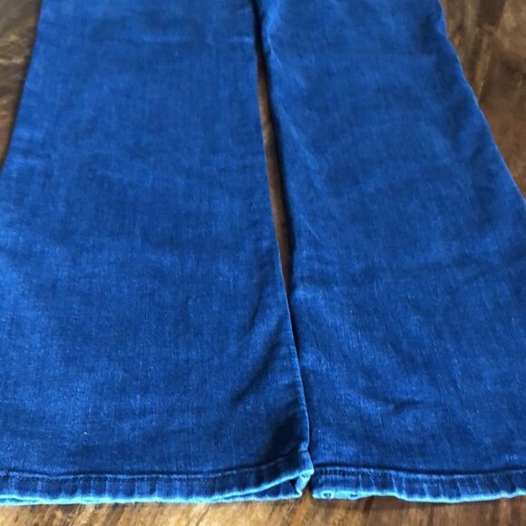 Levi’s 512 Slimming Bootcut Medium Wash High Rise Jeans Women’s Size 8M - Picture 7 of 7